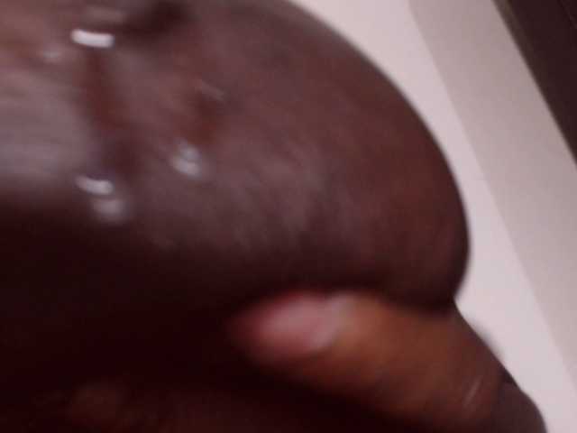 Bilder BigBustyBlack open pussy 50 tits 35 doggy naked 80 squirt 150