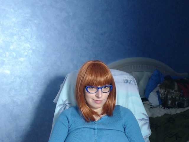 Bilder LisaSweet23 hi boys welcome to my room to chat and for hot body to see naked in private))